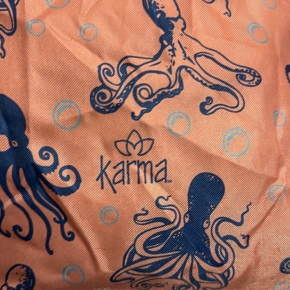 Karma 12x16” blue/peach nylon drawstring cinch sack octopus lightweight backpack - Picture 5 of 7